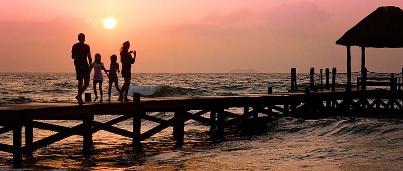 Family holiday at the beach